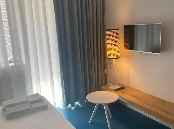Alojamento de Acomodação e Pequeno-almoço Near Ortigia 3*